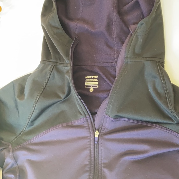Nike hooded quarter zip - Picture 5 of 6
